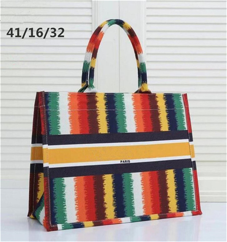 

Top Quality New Women dyeing process Large handbags Totes Purses Flower PU Leather Shoulder bags Crossbody bag Lady Summ er Bags banquet beauty