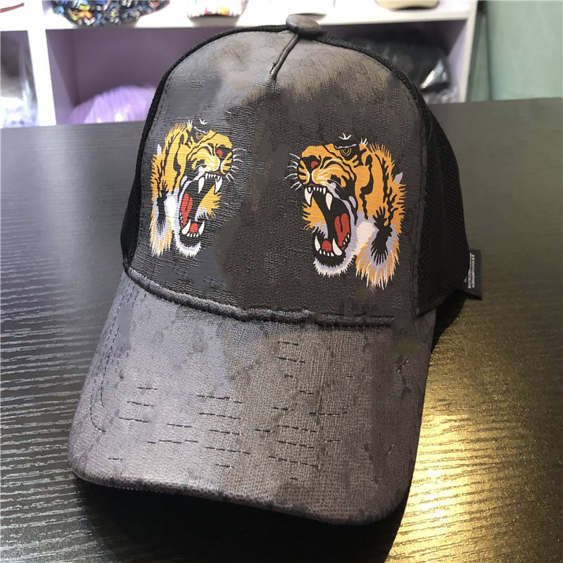 

caps 2020 on sale designer cap Embroidery hats for men snapback hat mens hats casquette visor gorras bone Adjustable caps, Blue;gray