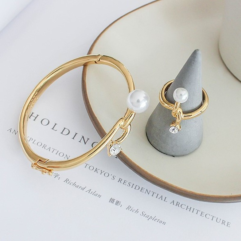 Ins bracelet ring pearl rope knot faye gold kink set diamond 18K gold chole Luxurys Designers jewelry-image-704925377