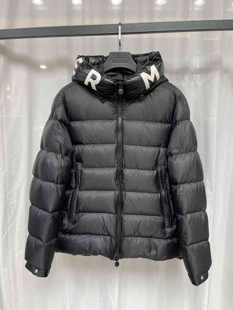 Designer Monclair Mens Down Jackets Parkas Luxury Monler Montbeliard Hoodie Black Blue White Goose High Quality Man Winter Famous Name