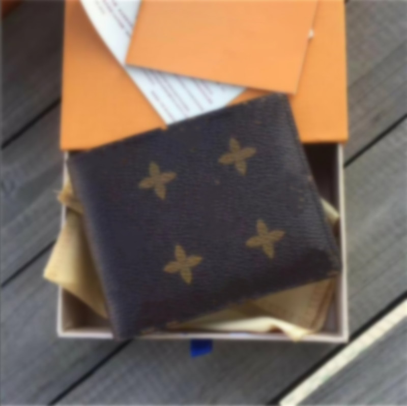 

Men's horizontal design of wallet for Mens wallet Fashion designer Leather Business Men's Card Wallet wholesale Original box, Red;black