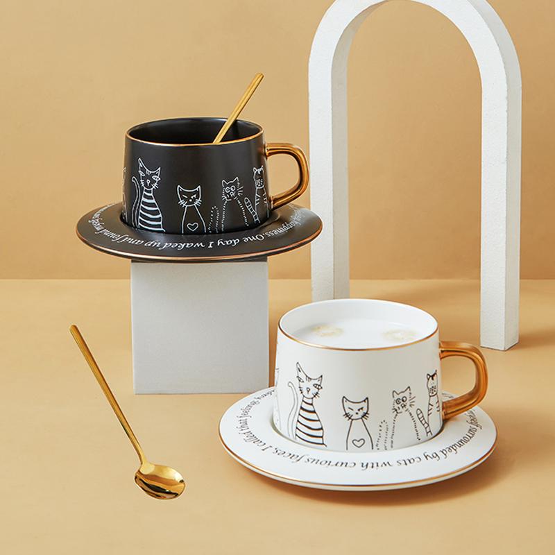 

Cups & Saucers Cartoon Porcelain Cat Coffee Cup With Saucer Gold Spoon Modern Home Decor White Black Ceramic Tea And Tray Cute Couple Gifts