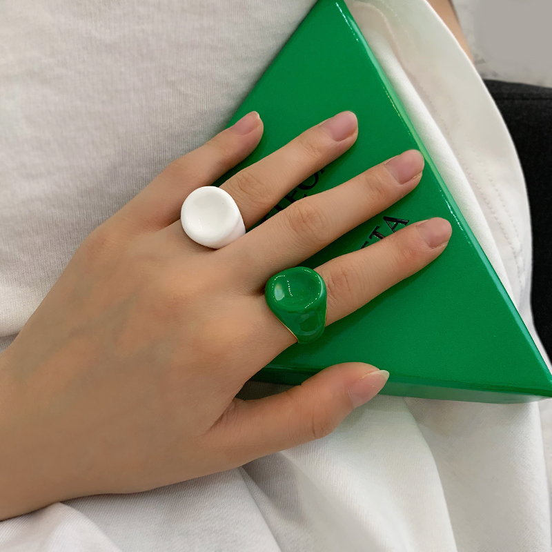 

Italian design high sense baking varnish candy green ring enamel drop glaze irregular round men's and women's ring