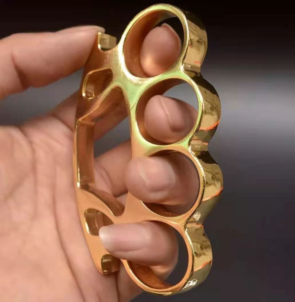 

2021 Fashion Silver and Black Thin Steel Brass knuckle dusters Self Defense Personal Security Women and Men self-defense Pendant in Stock062