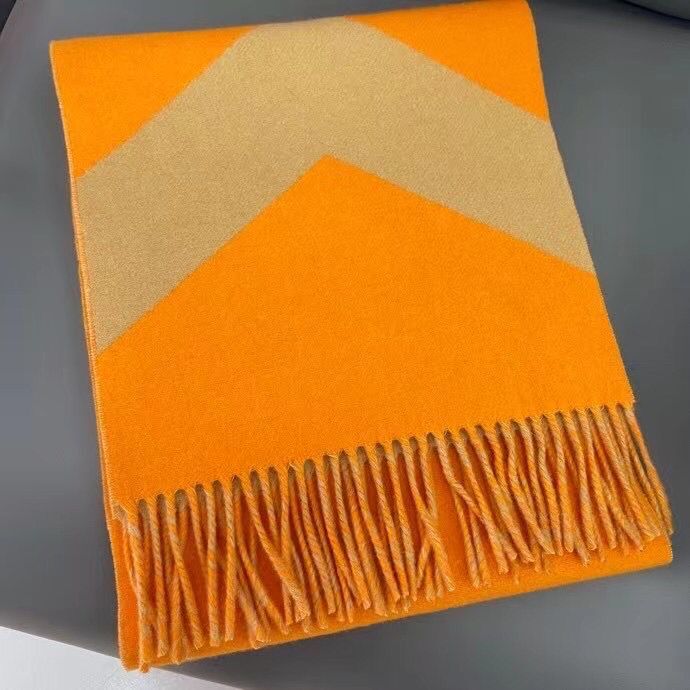 

Luxury designer scarf shawl blankets tassels Geometric size  for spring autumn winter ladies women warm shawls throwing blanket festival gift
