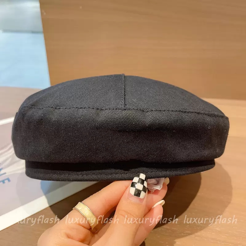 Designer Triangle Label Fashion Couple Beret Winter Warm Three-color Fisherman Hats All-match Casual Retro Hat Spring Autumn