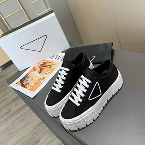 

2021high-end quality Nylon gabardine sneakers comfortable casual shoes fashion all-match trend purely handmade to increase the sole MKJtt001