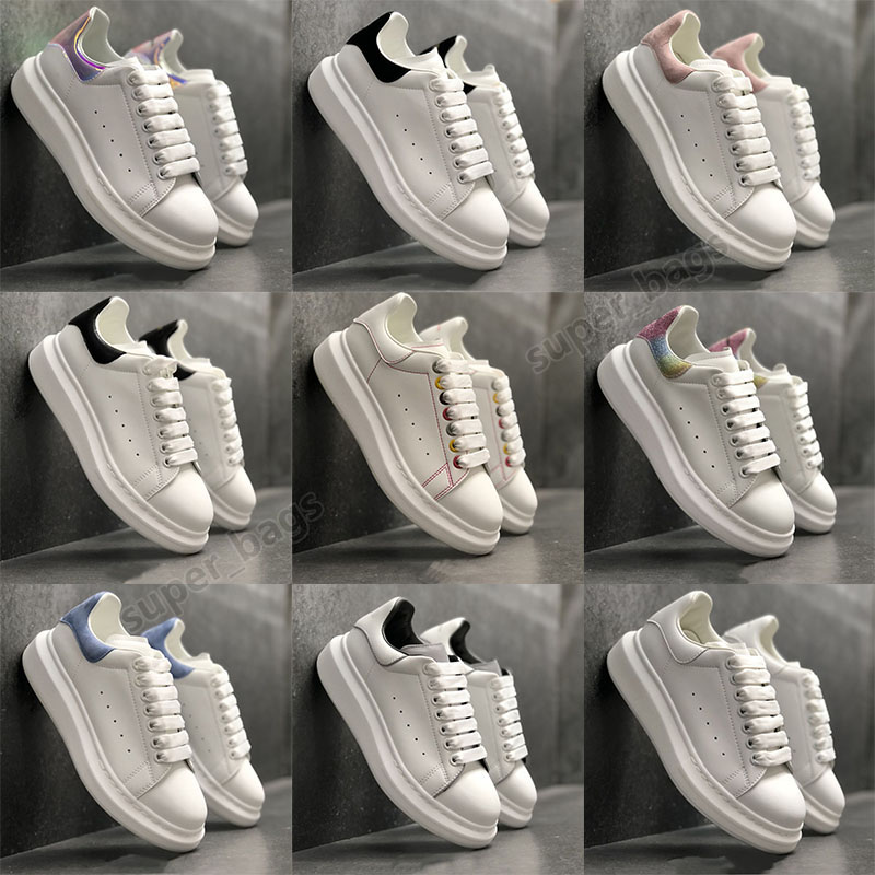 

Women Platform Shoes Luxurys Designers Men White Sneakers Fashion Flat non-slip Triple S Trainer With Box Size 35 To 45, The second box