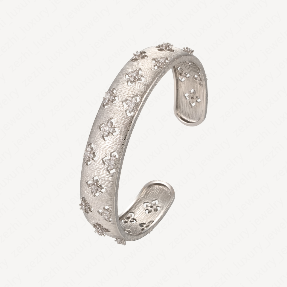 Fashion Style Love Iced Out Cuff Cuff Bracelets 18k White Gold Plated Diamond Bracelet Charm Bangle Engaged Bangles Accessories With Jewelry Pouc-image-742281928