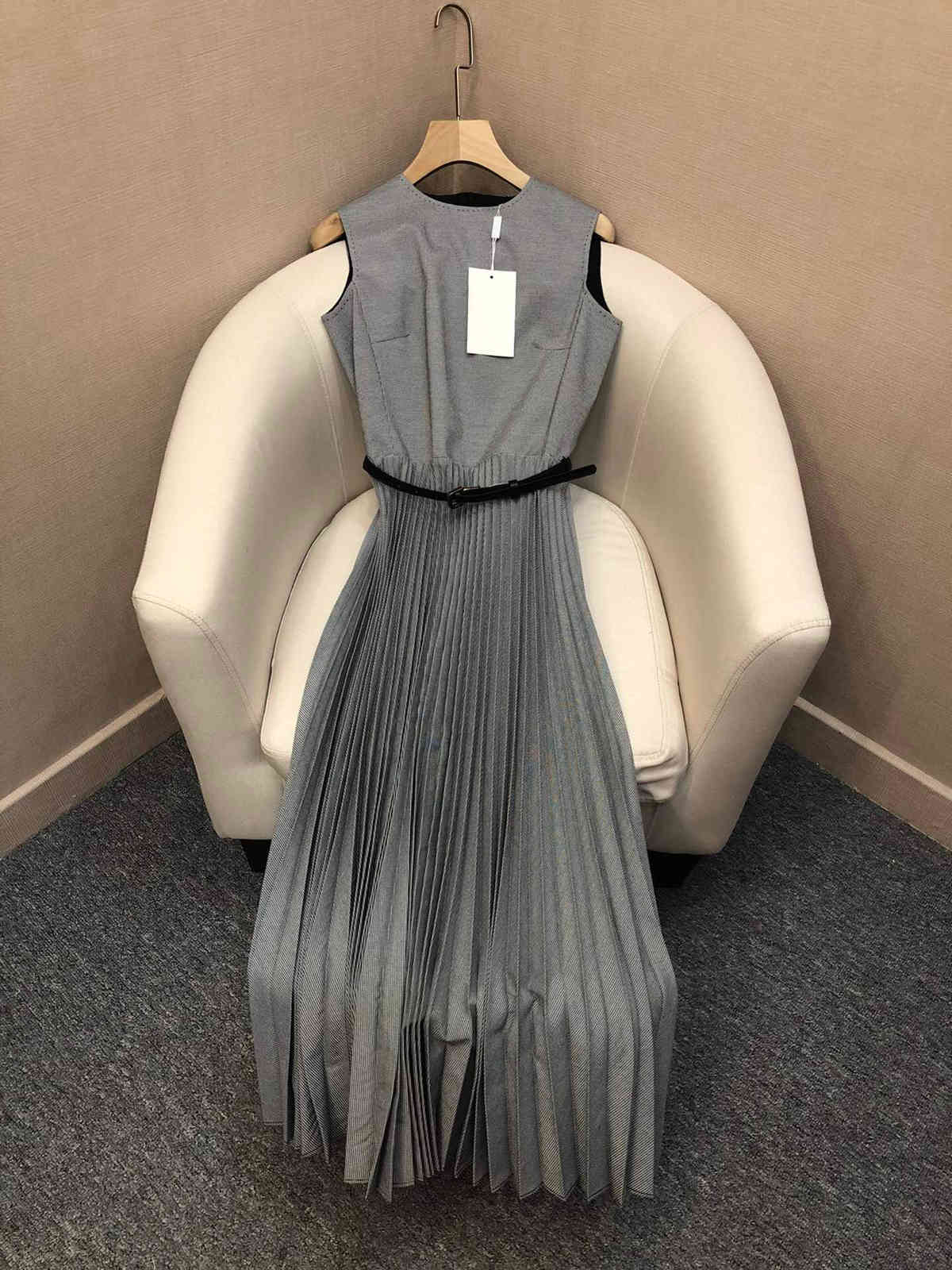 

Casual Dresses Luxury Design Winter Collection Wool Blend Sleeveless Timeless Houndstooth Print Midi Belted Dress 5CM9 0NPR, 1# shoe box