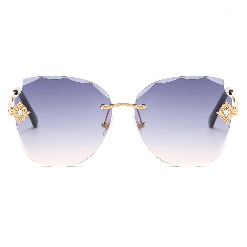 

Oversized Women Sunglasses Butterfly Shape 5 Colors Brand Design Gradient Ocean Lenses 5822 UV400 Protection Eyewear