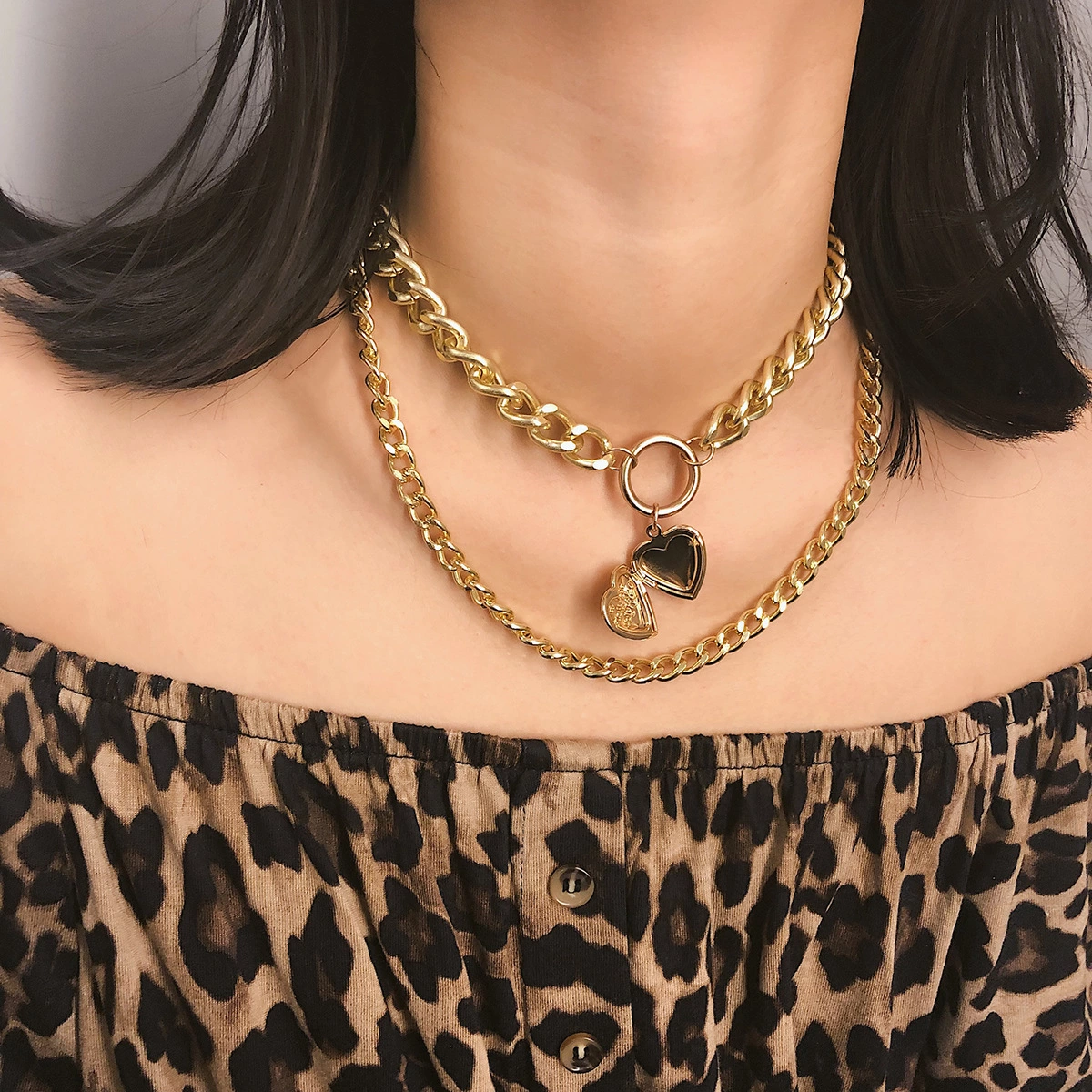 

2021 Pendant Necklaces two layers short heart-shaped necklace fashion jewelry, Silver