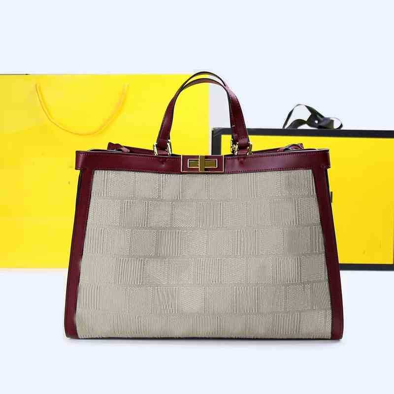 

Flower Classic Embroidered Canvas Shoulder Bag Designer Large Capacity Urban Elegant Light Mature Style Evening Handbag, Black