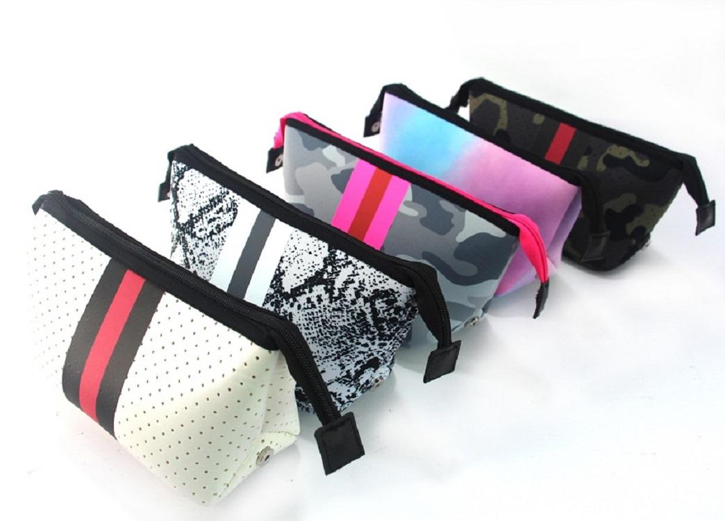 

Cosmetic Bags & Cases Camouflage Neoprene CaseMake UP DOM-1141011, White