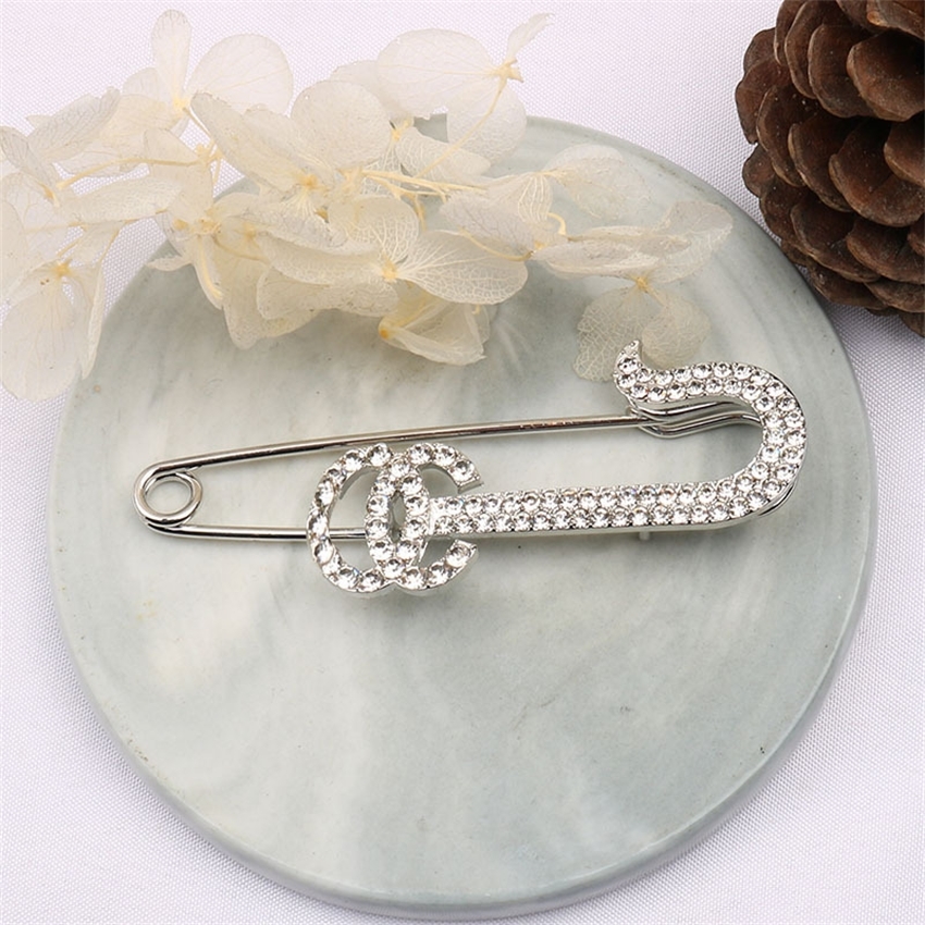 

Creative Korean style popular women's big pin small fragrance inlaid diamond brooch high grade accessoriesv2YLQg, Golden;silver