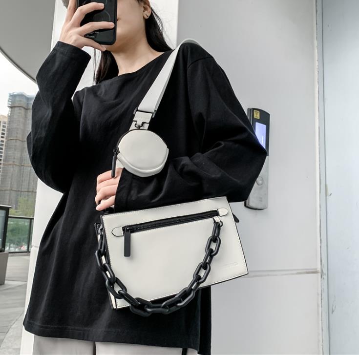 

Acrylic Chain Handbag Messenger Bag Casual One-Shoulder Female Bags, Black