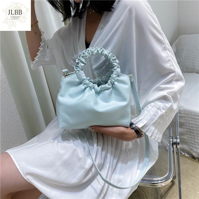 

Luxury Handbag Women Bags Designer Leather Crossbody Bags Trendy Summer Clutches Vintage Shoulder Messenger Bag Women Totes 2021, Black