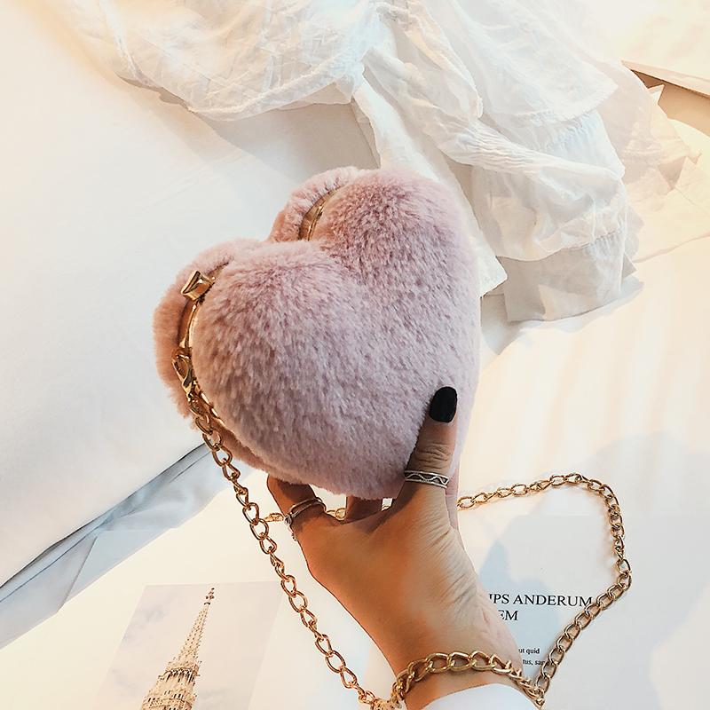 

2021 Fashion Women's Designer Handbag Quality Plush Heart Women bag Dinner Party Purse Sweet Girl Chain Shoulder Messenger bags, Brown