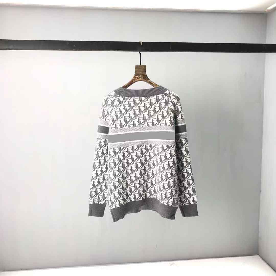

2021ss spring and summer new high grade cotton printing short sleeve round neck panel T-Shirt Size: m-l-xl-xxl-xxxl Color: black white vv212
