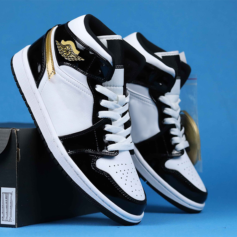 

Shoes High Quality Jumpman Women's Basketball men's 1 S Patent Black White Gold Sports, Bubble wrap packaging