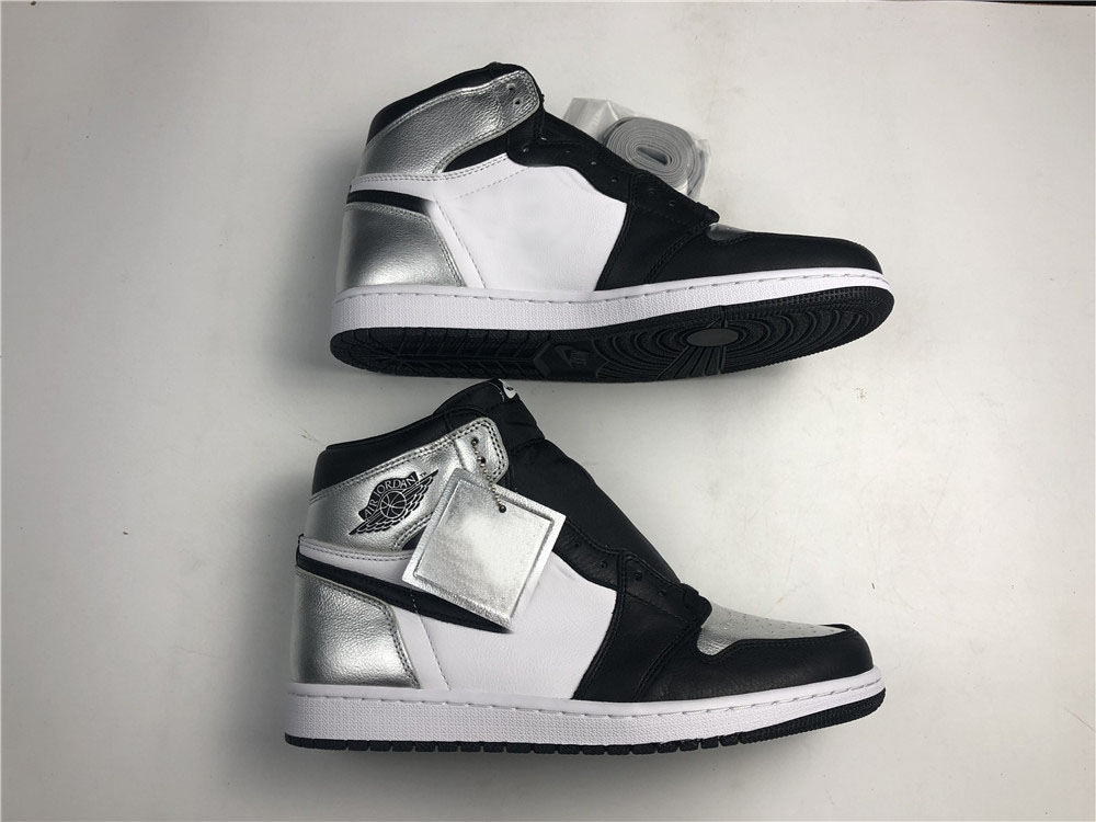 

1 High OG WMNS Toe Black White Men Women Athletic Shoes Jumpman 1s Metallic Silver Mens Womens Trainer Sports Sneaker CD0461-001size US 5.5~13