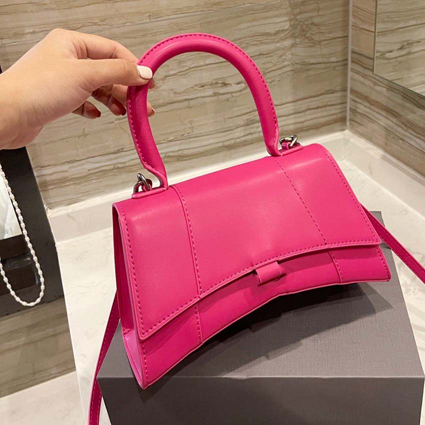 

High-quality luxury designer bags and handbags Famous Classic women's bag, large-capacity shoulder bags, multi-functional daytime clutches 03