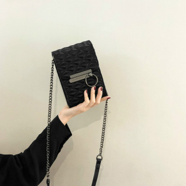 

New versatile chain Mini net red messenger mobile phone messenger bag in spring and summer of 2021