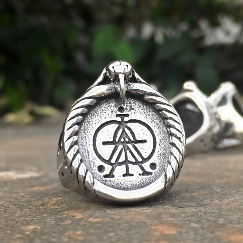 

Cluster Rings Men's Silver Color Viking Stainless Steel Biker Ring Vintage Celtics Ax Warrior Berserker Symbol Norse Jewelry