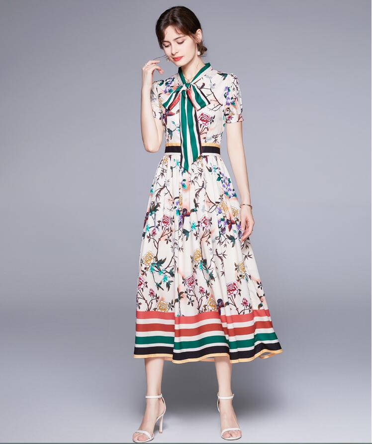 

Women 2021 summer dress hit color bow tie bubble short-sleeved waist printed pleated long skirt, As the picture