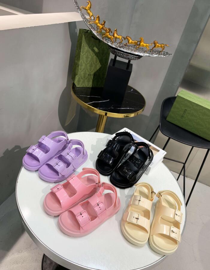 

2021 top designer luxury women straps sandals fashion summer ladies flats beach slippers lastest woman casual slides with box large size 35-41, Color 1