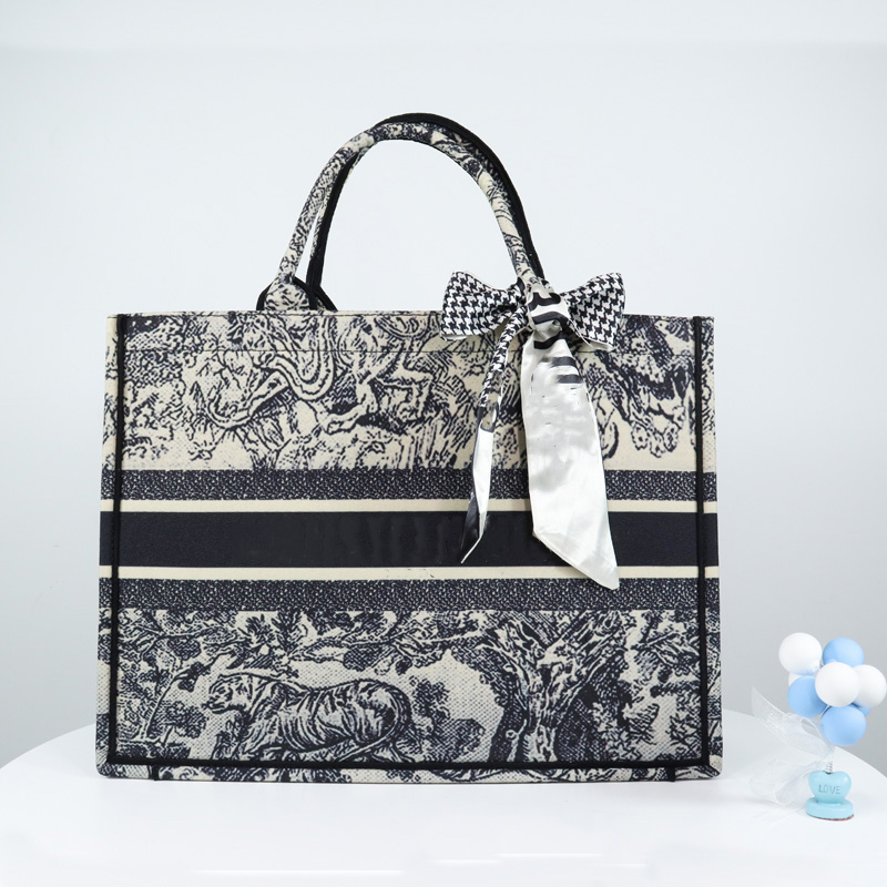 

Luxurys Designer Totes Handbags Women's Bags Old Flower Book Tote Canvas Embroidery Shopping Bag Size:41cm 36cm 091435