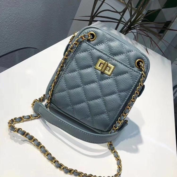 

Travel bag Diamond check chain handbag new high quality cowhide leather small bag messenger camera, Black