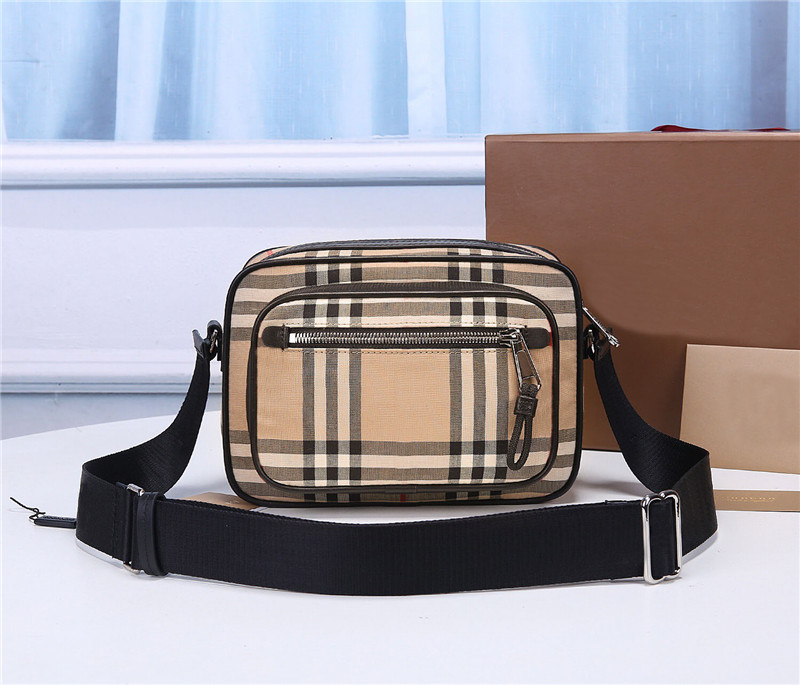 

classic canvas leather metal camera bag for men and women, size 22.5 cm, fine workmanship, can be single-shoulder or cross-body, Khaki
