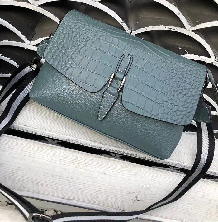 

HBP classic flip shoulder bags purse hanger wholesale genuine leather Designer Tote women wallets 41200