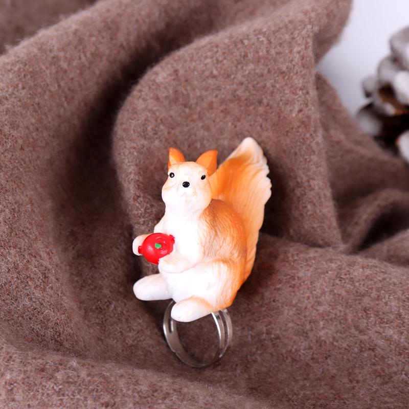 

Cluster Rings 2021 Resin Three-Dimensional Squirrel For Women Cute Jewelry Fashion Party Kid Girl Accessories