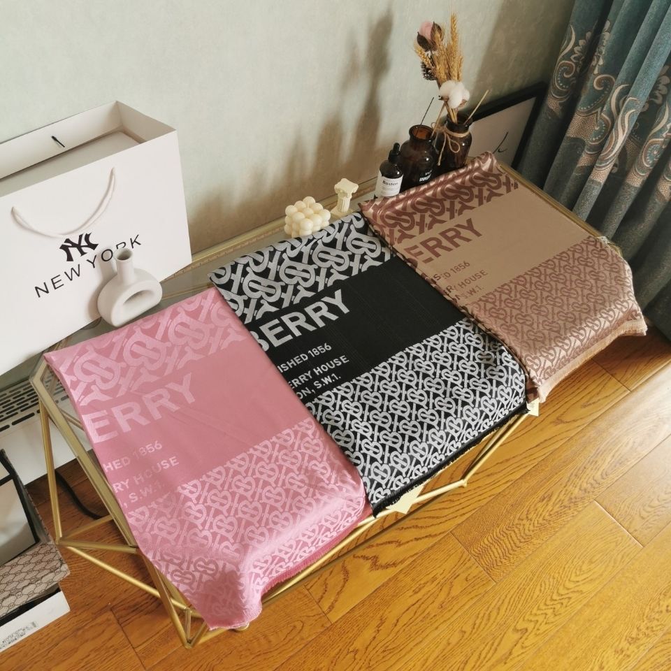 

European Trend B Womens Scarf Jacquard Silk Scarf Air Conditioning Shawl Dual-Use All-Matching