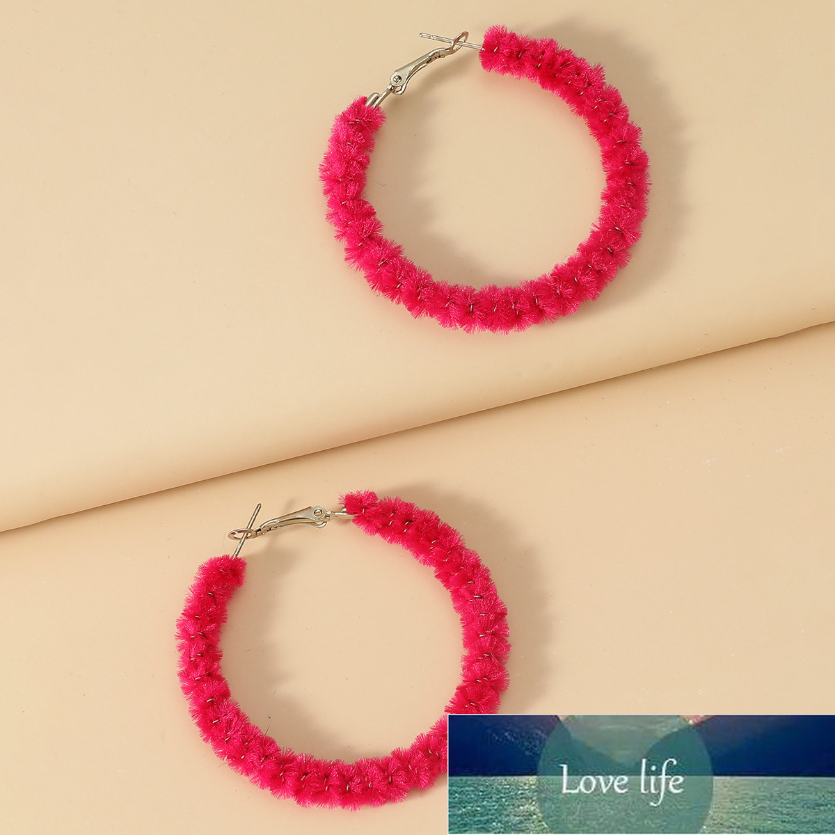 

New Furry Circle Earrings Woolen Big Circle Hoop Earrings For Women Hairy Earing Jewelry Autumn Earring Winter Kolczyki Factory price expert design Quality