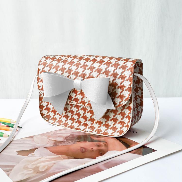 

Genuine Leather 2021 New Women Designer Bags Handbags Famous Brands Fashion Designer Large Capacity Ladies Shoulder Diagonal Bag 2131, White