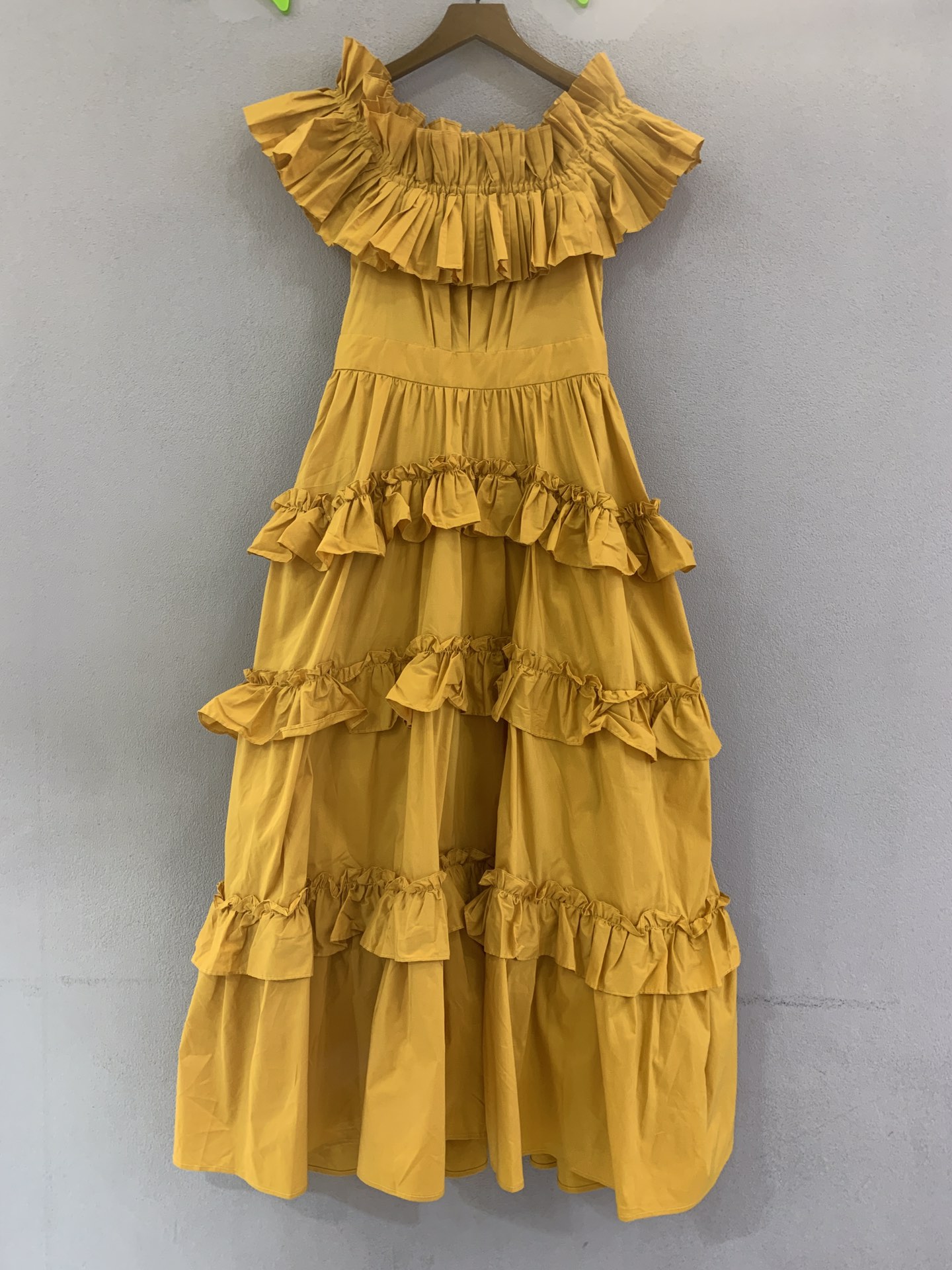 

European fashion brand one shoulder cake a set birthday party annual meeting bride toasting suit customization, Yellow