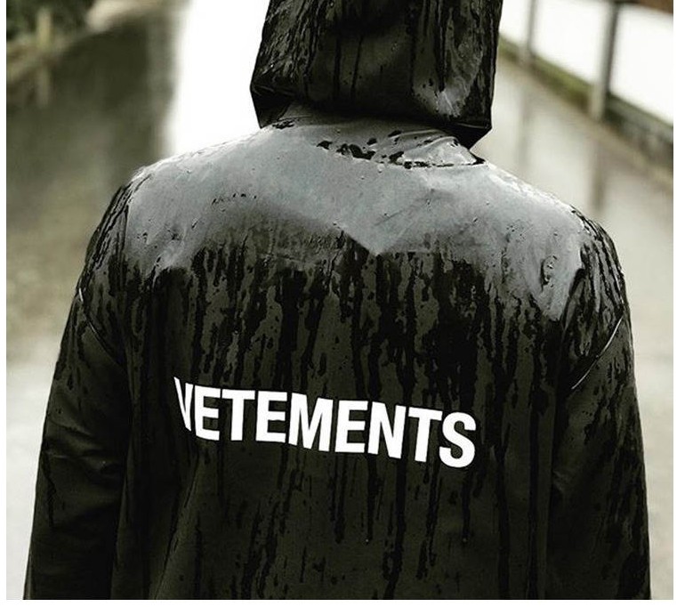 

Men's Jackets Men Portable Loog Vetements Windbreaker Black Trench Outerwear Waterproof Sunscreen Hooded Raincoat