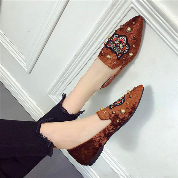 

Women Designers Shoes Golden Pearl Summer Fashion Flat Loafers Classic Tigers Bee Lucky Star Pattern Sandals Slip On Pringting Leather Espadrille Female Footwear
