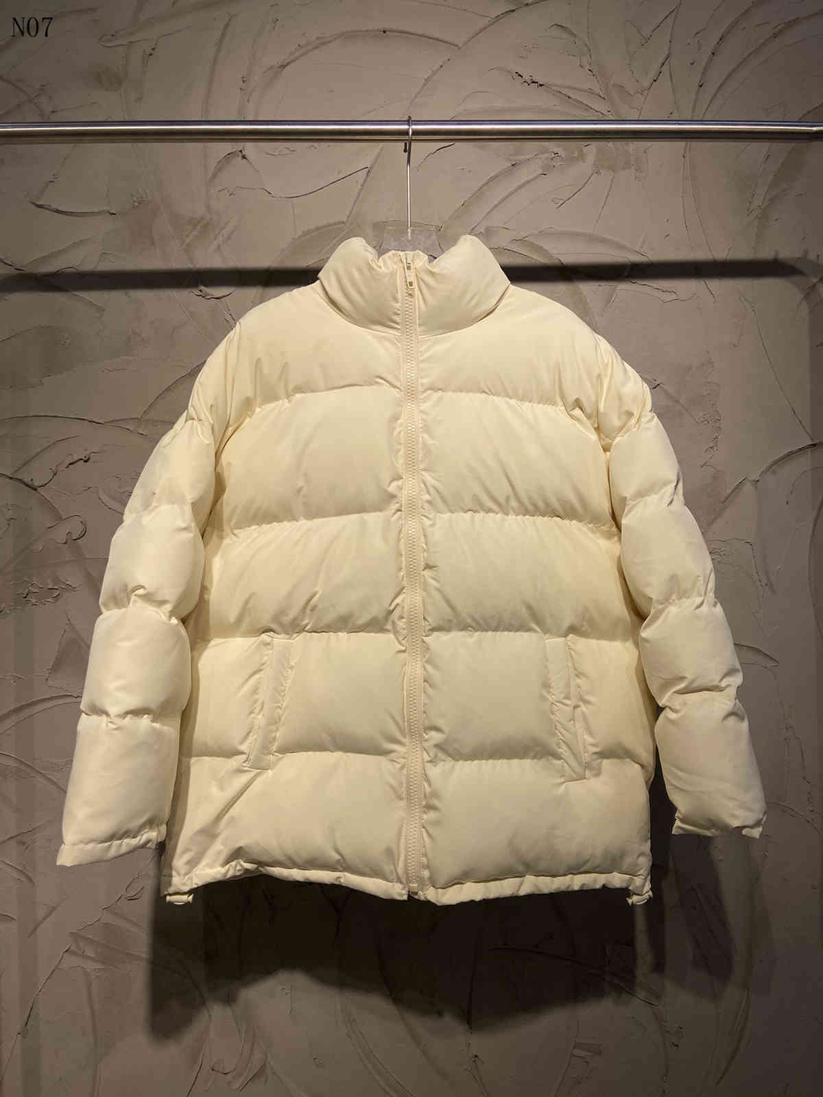 

Branded Men Down Jacket Letter Appliques Designer Male Winter Warm Double Zipper Outwear Fashion Gentlemen Stand Collar Down Coat, N0728-white