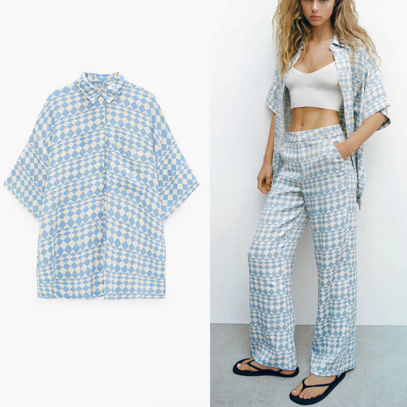 

Za Geometric Print Blue Summer Shirt Women Short Sleeve Dropped Shoulders Vintage Top Patch Pocket Button Up Loose Blouse 210602
