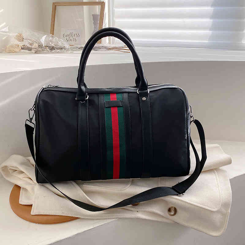 

2021 nylon cloth travel bag large capacity fashionable sports messenger one shoulder yoga fitness, Blue;pink