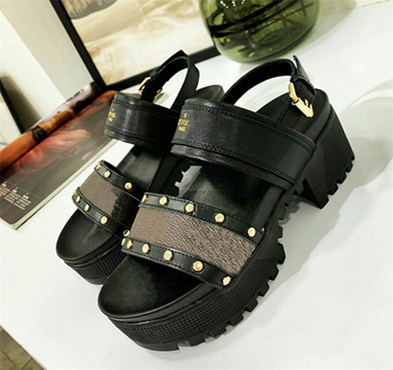 

Hot Sale-Sandal Luxury bom BOM DIA FLAT MULE Designer Lady Colorful Canvas Letter Anatomic Leather slide  style Model H02 Brand sandals, Black