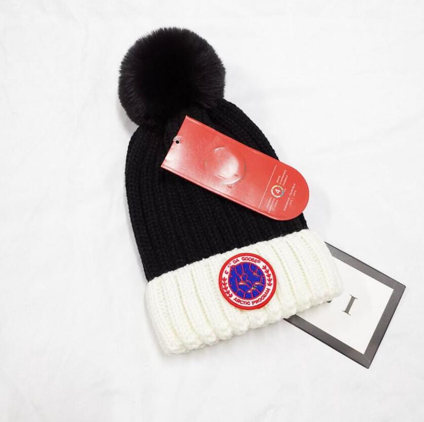 

Winter Christmas Hats For man woMen sport Fashion Beanies Skullies Chapeu Caps Cotton Gorros Wool warm hat Knitted cap 85323