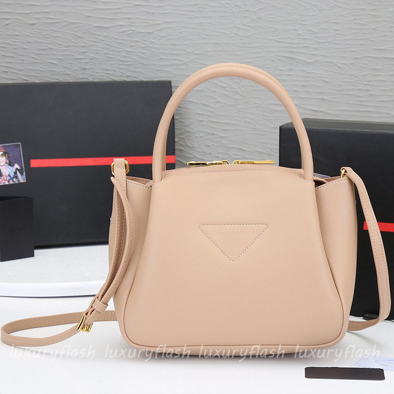 

2021 Latest Arrival Designer Shoulder Crossbody Bags Fashion Handbags 3 Color Small Tote Dumplings Cute Coin Casual Bag Genuine Leather, This option is not for sale.
