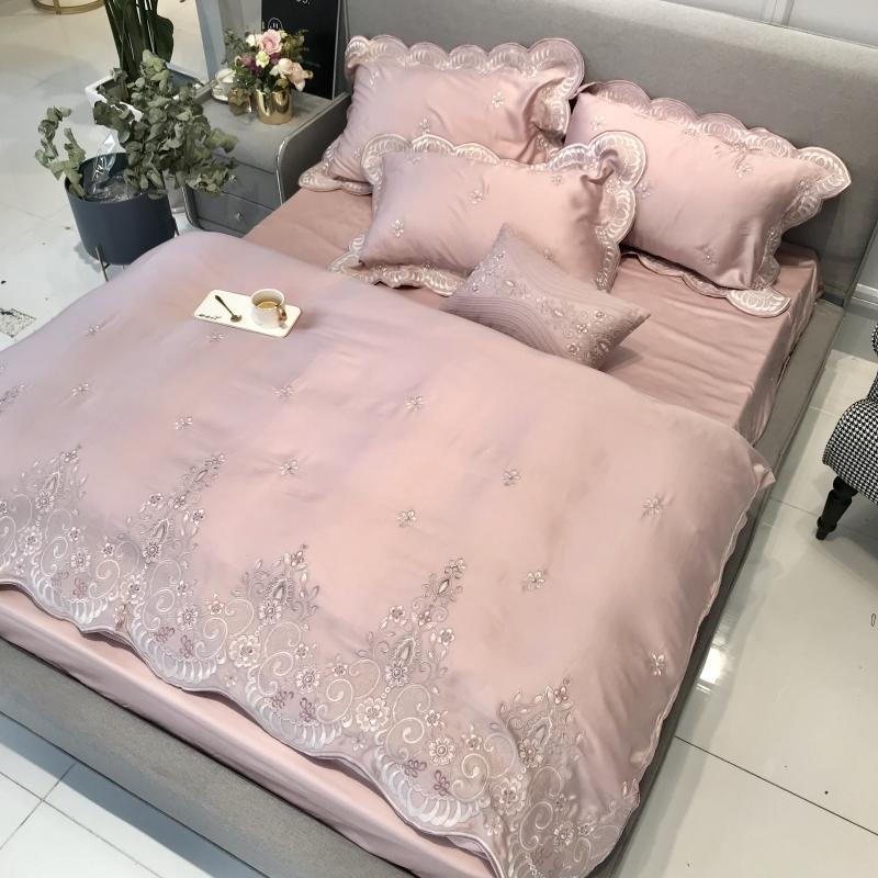 Ensembles de literie Soie Tencel Rose Set de luxe Queen King Taille Couvre-tête Couverture Appartement / Lit Détail Broderie Literie Literie Parr