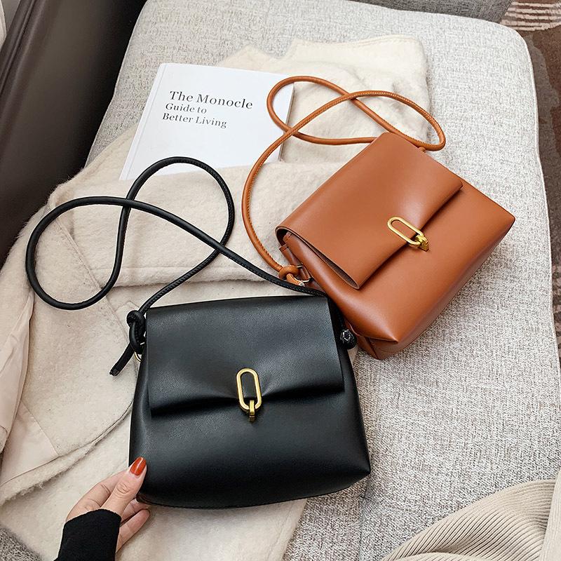 

Female bag autumn and winter new trendy wild one-shoulder messenger bag simple fashion small square