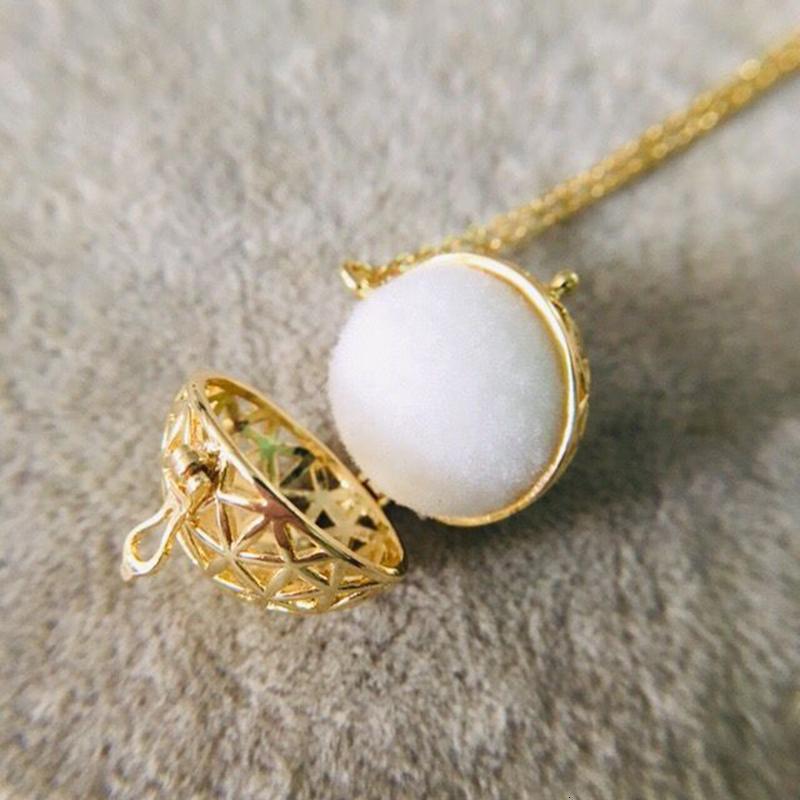 

Pendant Necklaces Gold Color Hollow Flower Of Life Round Ball Perfume Bottle Essential Oil Diffuser Necklace Women Girls Pingente Jewelry